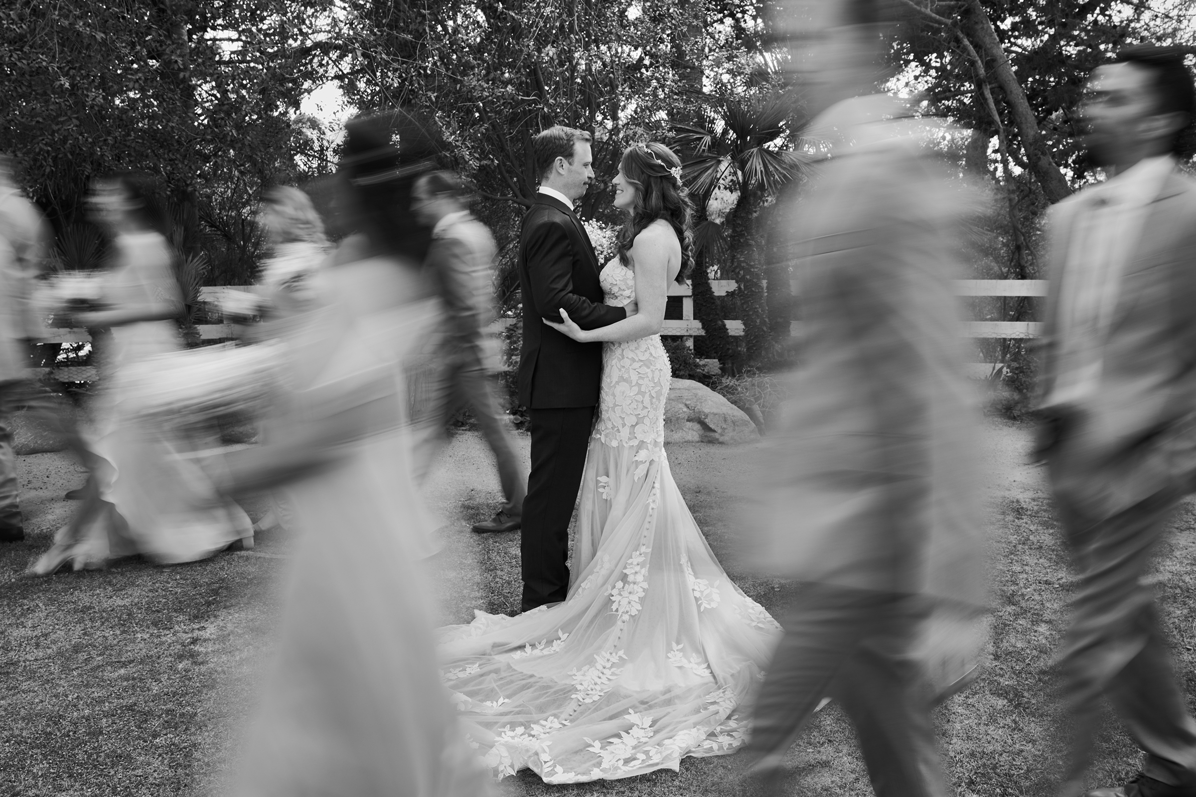 artistic-couple-portrait-red-horse-barn-huntington-beach-motion-blur